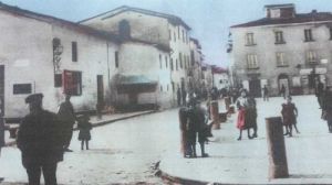 Piazza Vittorio Emanuele II, a sx xenodochio